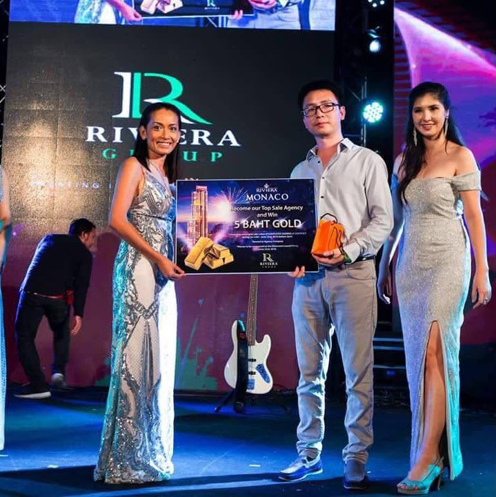 Riviera Monaco Top Sale Agency award presentation
